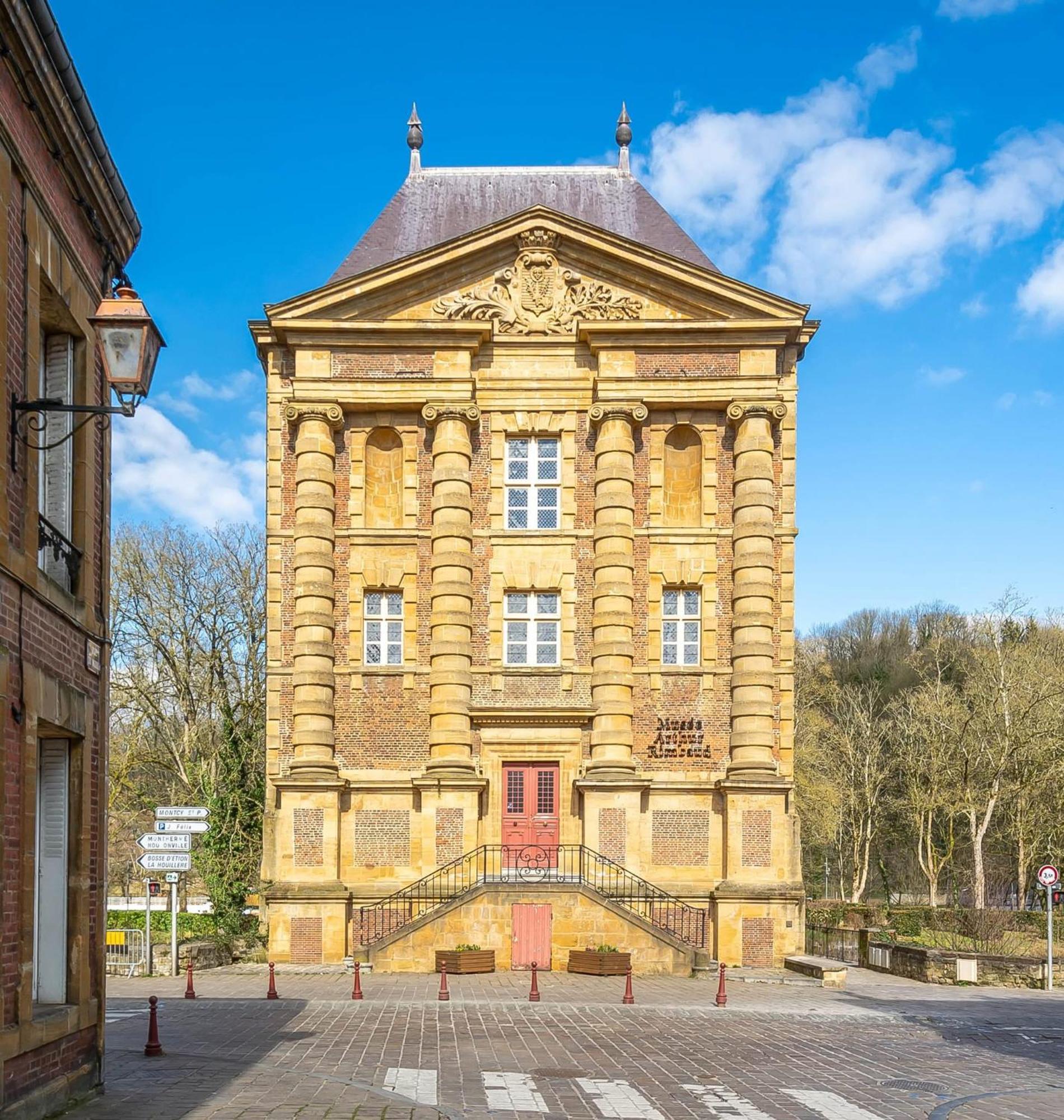 Le Petit Ardennais Charleville-Mézières المظهر الخارجي الصورة