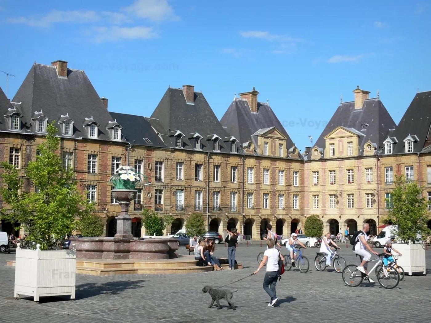 Le Petit Ardennais Charleville-Mézières المظهر الخارجي الصورة